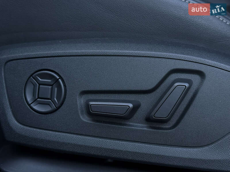 Внедорожник / Кроссовер Audi Q4 Sportback e-tron 2023 в Николаеве