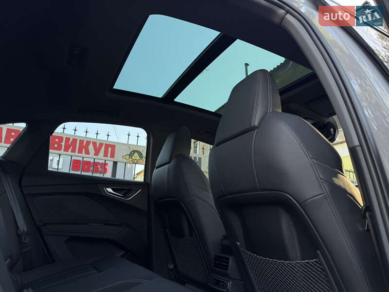 Внедорожник / Кроссовер Audi Q4 Sportback e-tron 2023 в Николаеве