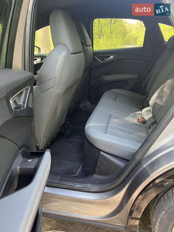 Внедорожник / Кроссовер Audi Q4 Sportback e-tron 2022 в Виннице фото 11 Внедорожник / Кроссовер Audi Q4 Sportback e-tron 2022 в Виннице