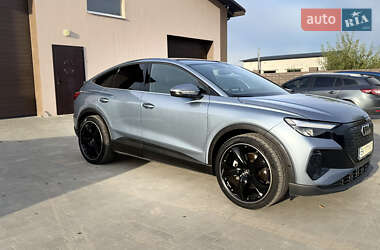 Внедорожник / Кроссовер Audi Q4 Sportback e-tron 2022 в 