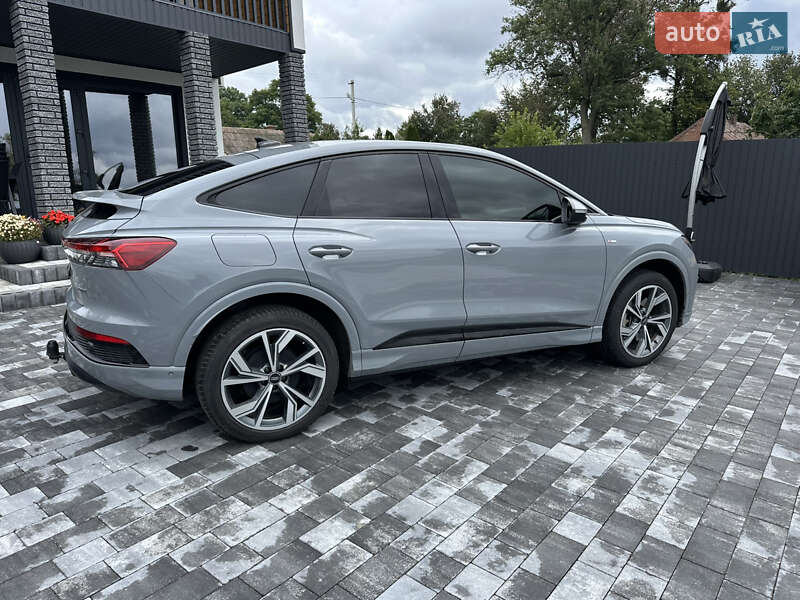Внедорожник / Кроссовер Audi Q4 Sportback e-tron 2023 в Каменке-Бугской