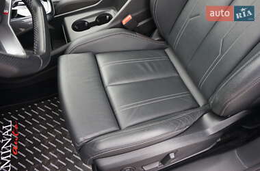 Внедорожник / Кроссовер Audi Q4 Sportback e-tron 2022 в 