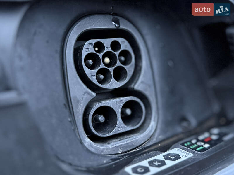 Позашляховик / Кросовер Audi Q4 Sportback e-tron 2023 в Житомирі фото 38 Позашляховик / Кросовер Audi Q4 Sportback e-tron 2023 в Житомирі