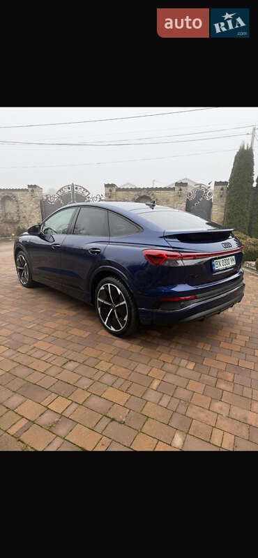 Внедорожник / Кроссовер Audi Q4 Sportback e-tron 2023 в Каменец-Подольском
