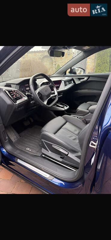 Внедорожник / Кроссовер Audi Q4 Sportback e-tron 2023 в Каменец-Подольском