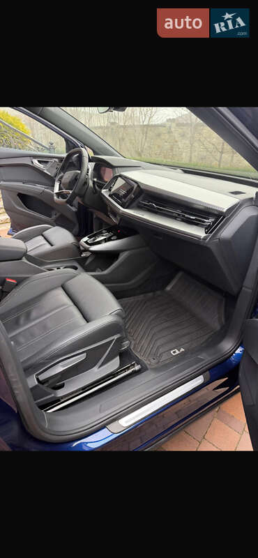 Внедорожник / Кроссовер Audi Q4 Sportback e-tron 2023 в Каменец-Подольском