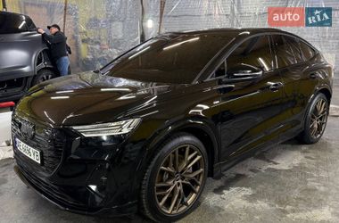 Внедорожник / Кроссовер Audi Q4 Sportback e-tron 2024 в Днепре