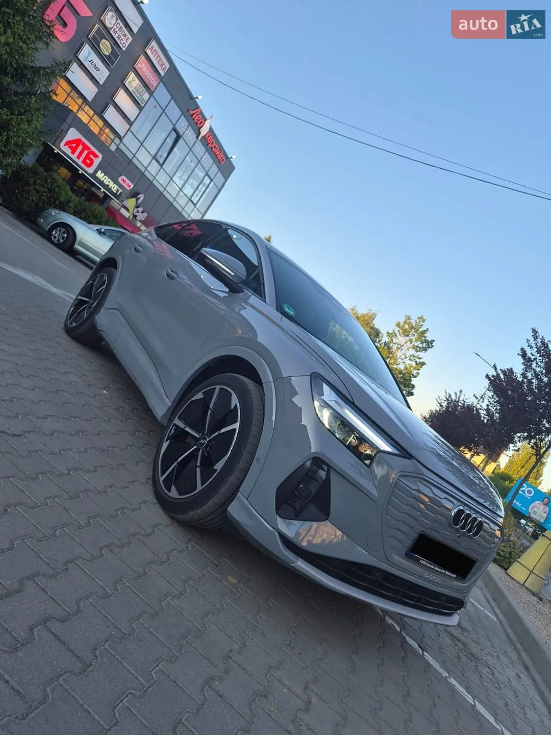 2022 Audi Q4 Sportback e-tron - мініатюра 2