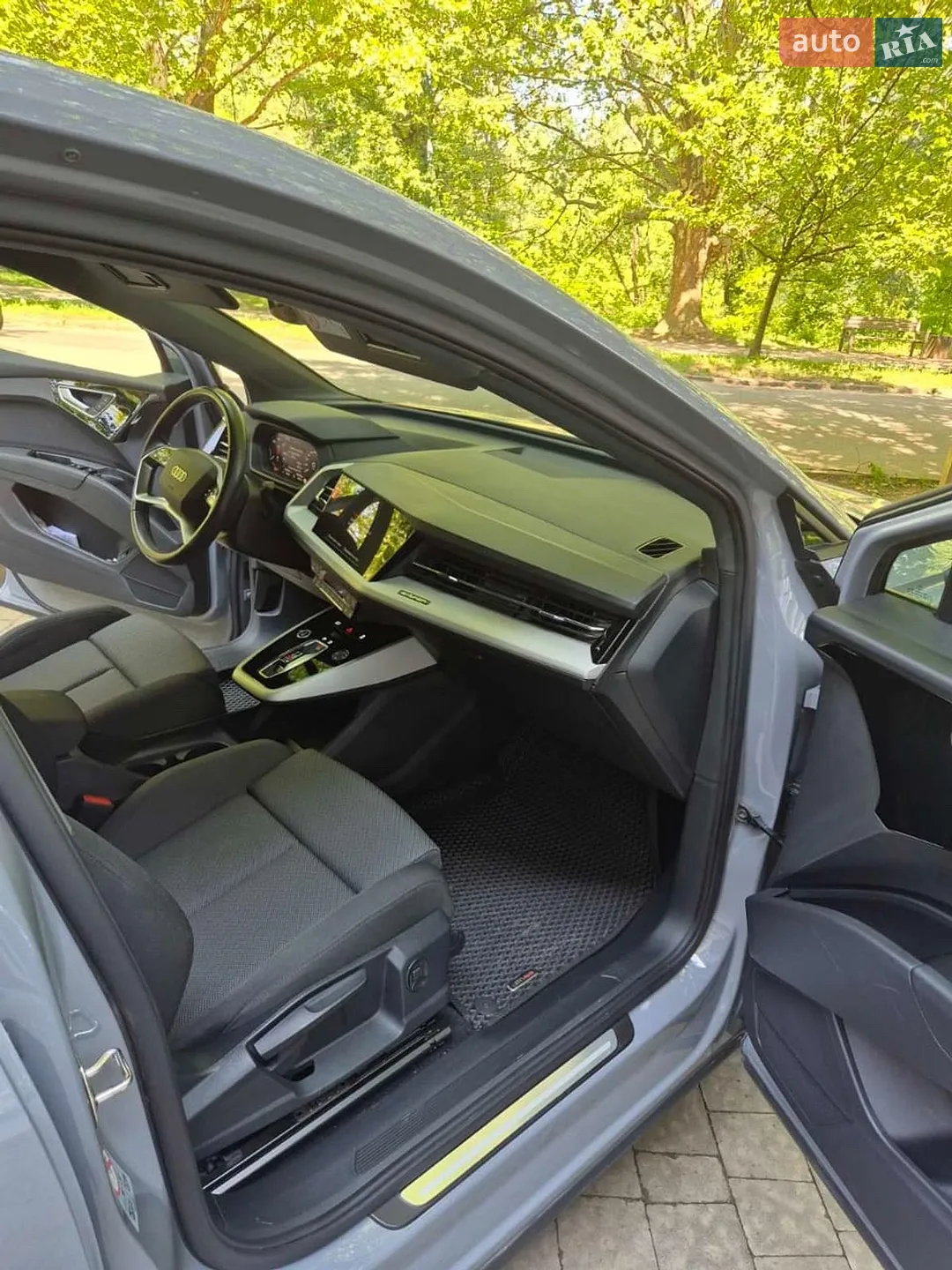2022 Audi Q4 Sportback e-tron - мініатюра 3