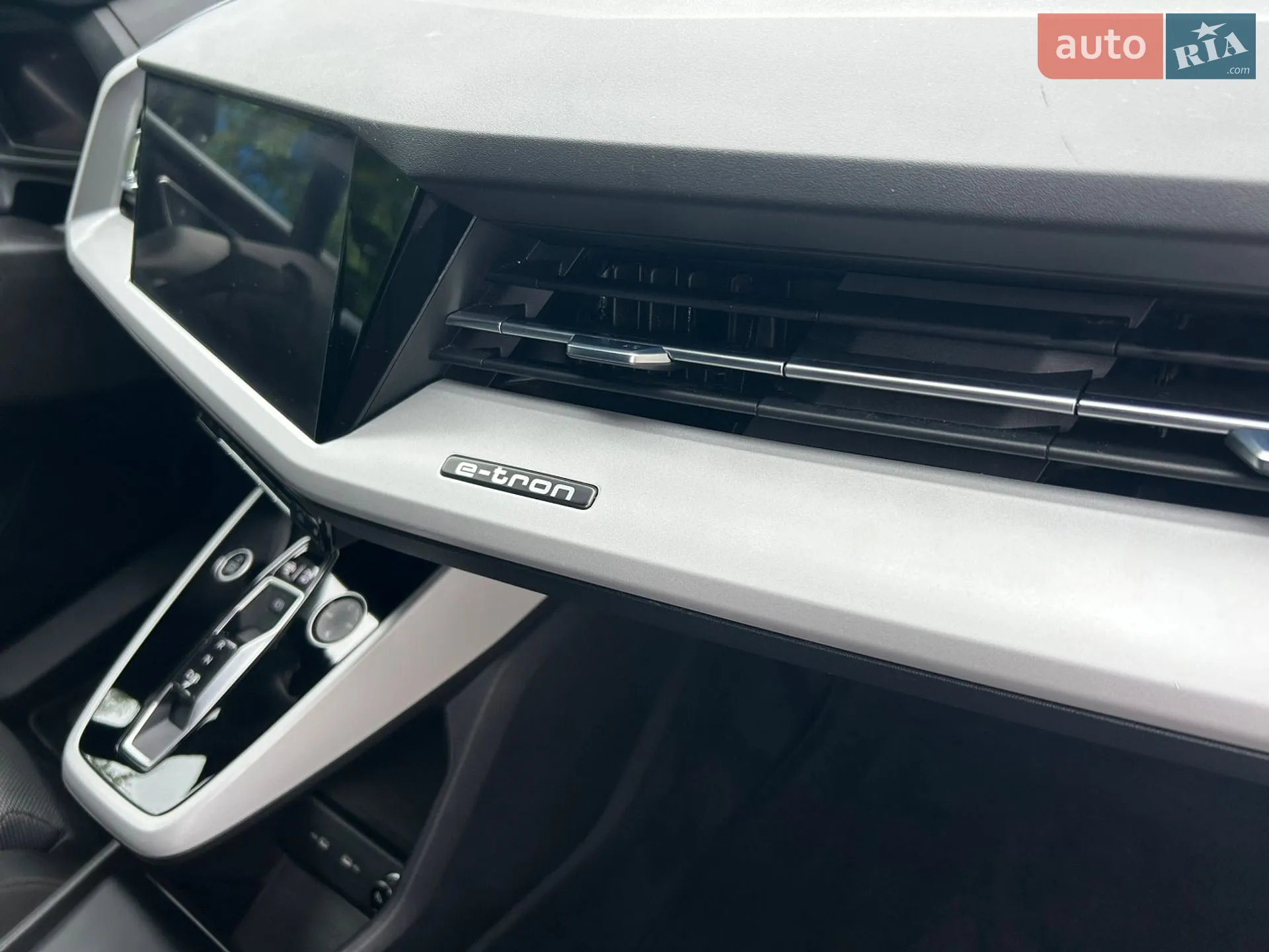 2023 Audi Q4 Sportback e-tron - мініатюра 16