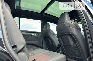 Внедорожник / Кроссовер Audi Q5 e-tron 2024 в 