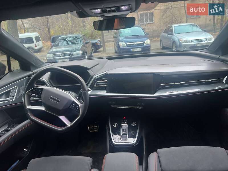 Позашляховик / Кросовер Audi Q5 e-tron 2022 в Одесі