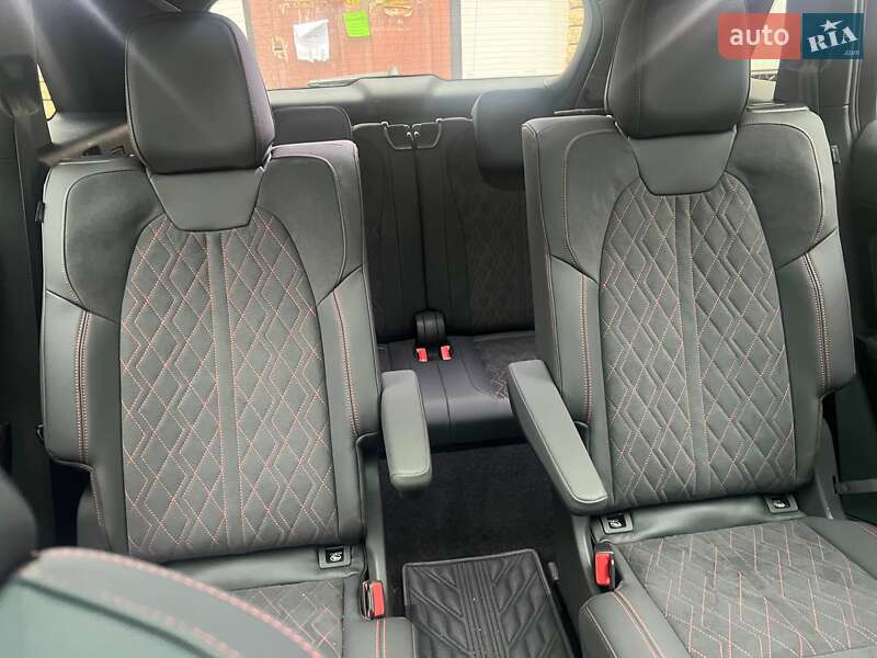 Позашляховик / Кросовер Audi Q5 e-tron 2022 в Одесі