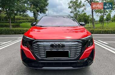 Внедорожник / Кроссовер Audi Q5 e-tron 2022 в 
