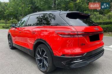 Внедорожник / Кроссовер Audi Q5 e-tron 2022 в 