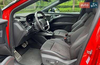 Внедорожник / Кроссовер Audi Q5 e-tron 2022 в 
