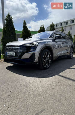 Внедорожник / Кроссовер Audi Q5 e-tron 2023 в 