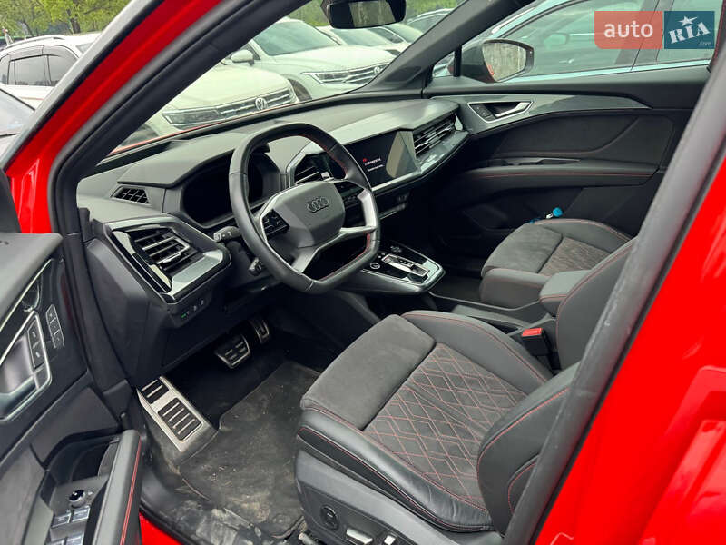 Внедорожник / Кроссовер Audi Q5 e-tron 2022 в Киеве фото 3 Внедорожник / Кроссовер Audi Q5 e-tron 2022 в Киеве