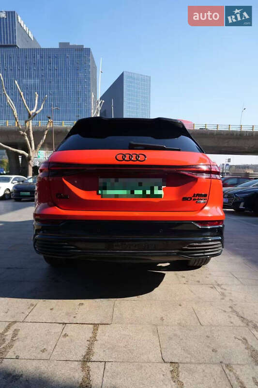 Внедорожник / Кроссовер Audi Q5 e-tron 2022 в Львове