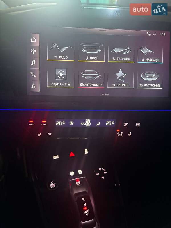 Позашляховик / Кросовер Audi Q5 e-tron 2022 в Дніпрі