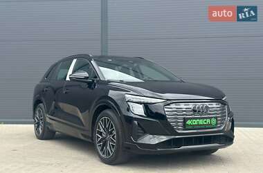 Внедорожник / Кроссовер Audi Q5 e-tron 2023 в 