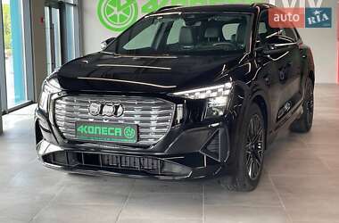 Позашляховик / Кросовер Audi Q5 e-tron 2023 в Львові