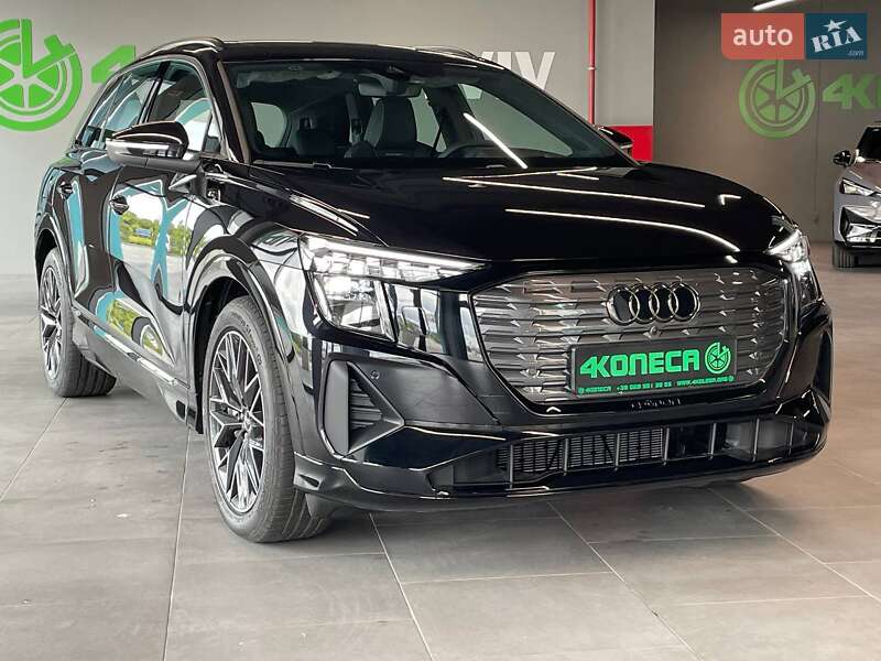 Позашляховик / Кросовер Audi Q5 e-tron 2023 в Львові