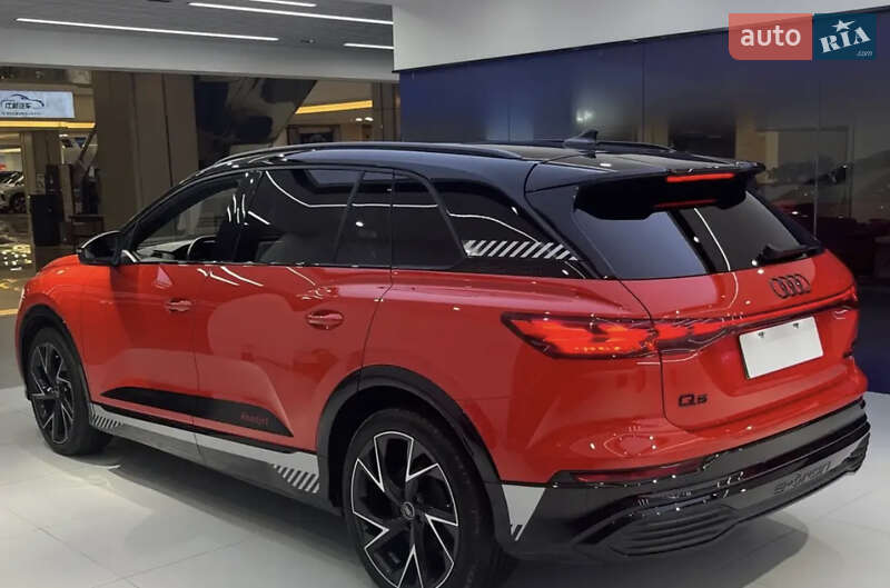 Внедорожник / Кроссовер Audi Q5 e-tron 2022 в Львове