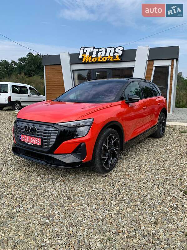 Внедорожник / Кроссовер Audi Q5 e-tron 2022 в Стрые