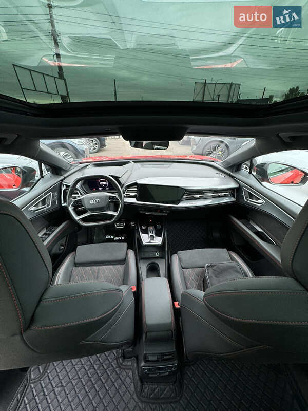 Позашляховик / Кросовер Audi Q5 e-tron 2022 в Києві