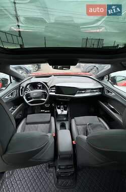 Внедорожник / Кроссовер Audi Q5 e-tron 2022 в 
