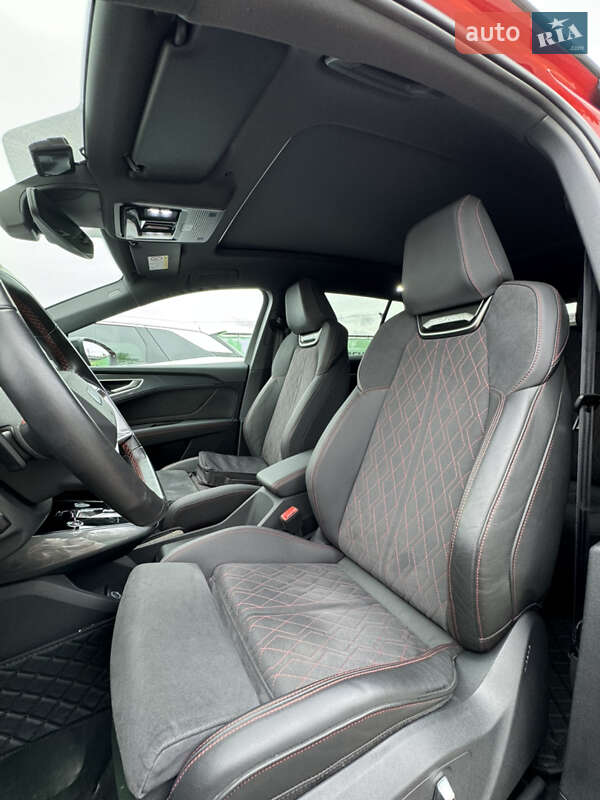 Внедорожник / Кроссовер Audi Q5 e-tron 2022 в Киеве фото 22 Внедорожник / Кроссовер Audi Q5 e-tron 2022 в Киеве