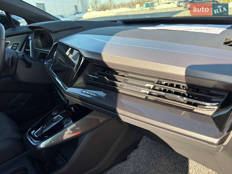 Внедорожник / Кроссовер Audi Q5 e-tron 2022 в Киеве фото 57 Внедорожник / Кроссовер Audi Q5 e-tron 2022 в Киеве