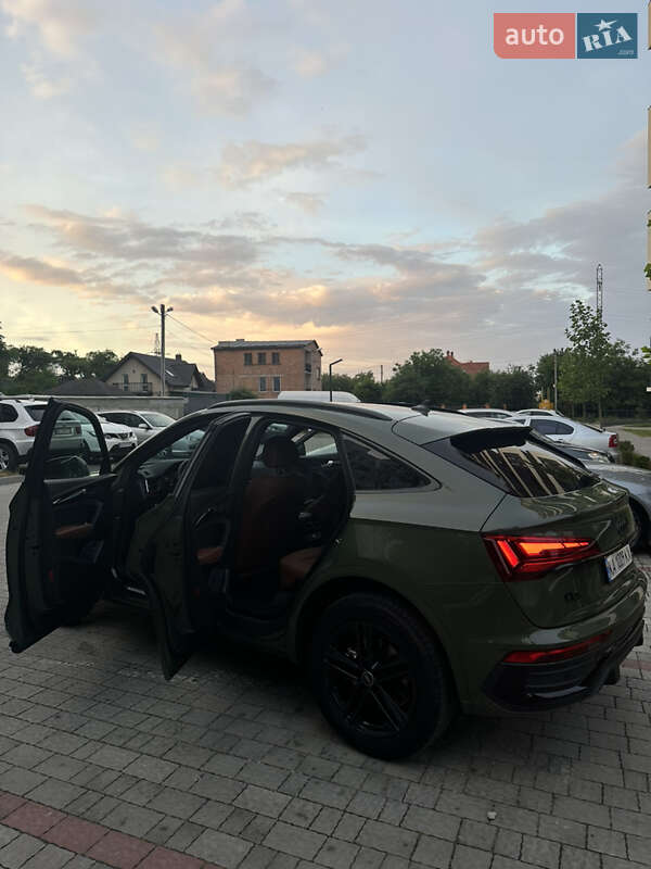 Внедорожник / Кроссовер Audi Q5 Sportback 2023 в Львове