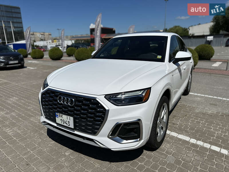 Внедорожник / Кроссовер Audi Q5 Sportback 2022 в Львове