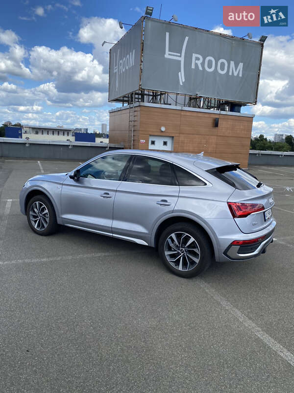 Внедорожник / Кроссовер Audi Q5 Sportback 2022 в Киеве