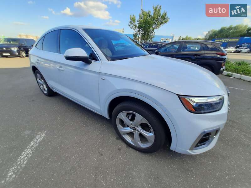 Внедорожник / Кроссовер Audi Q5 Sportback 2021 в Киеве