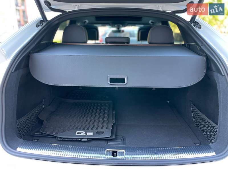 Внедорожник / Кроссовер Audi Q5 Sportback 2021 в Киеве
