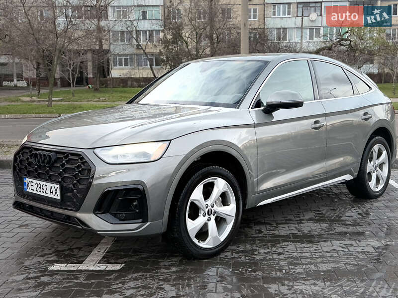 Позашляховик / Кросовер Audi Q5 Sportback 2022 в Кам'янському