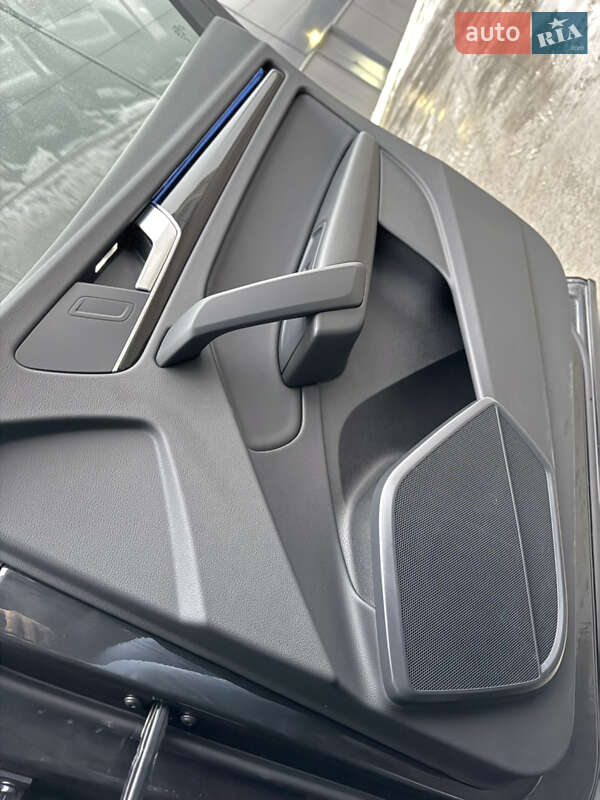 Внедорожник / Кроссовер Audi Q5 Sportback 2023 в Киеве