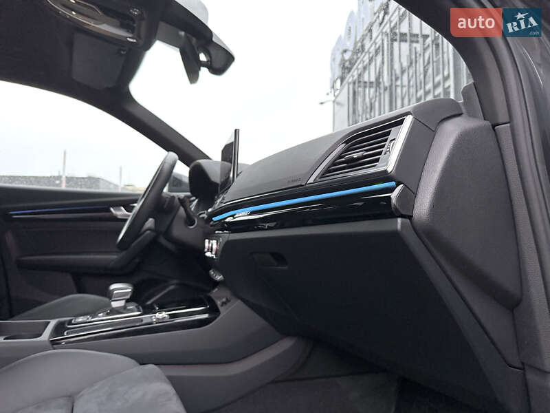 Внедорожник / Кроссовер Audi Q5 Sportback 2023 в Киеве