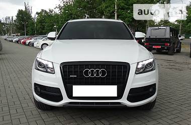 Внедорожник / Кроссовер Audi Q5 2010 в Днепре