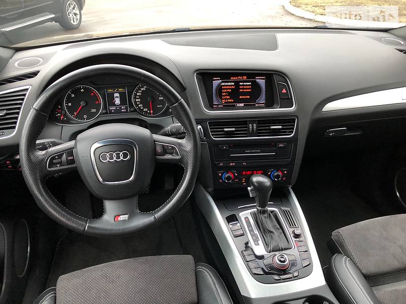 Позашляховик / Кросовер Audi Q5 2012 в Луцьку