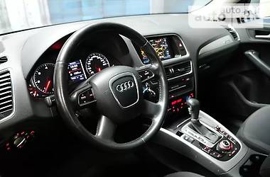 Позашляховик / Кросовер Audi Q5 2010 в Луцьку