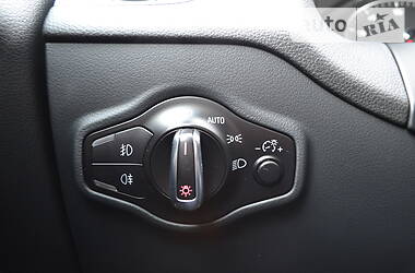 Позашляховик / Кросовер Audi Q5 2013 в 