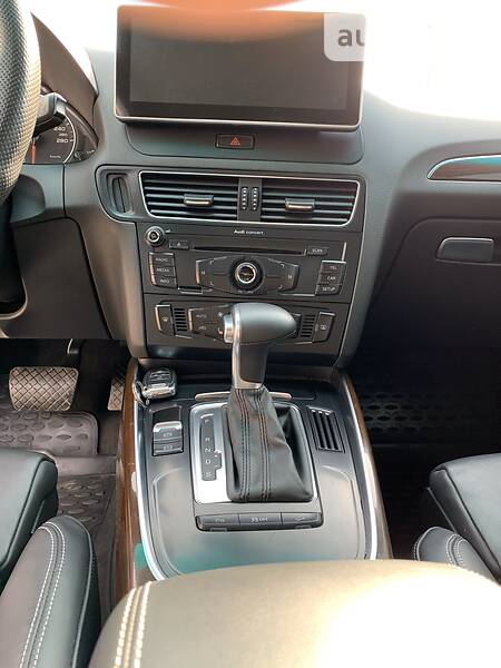 Позашляховик / Кросовер Audi Q5 2011 в Дніпрі