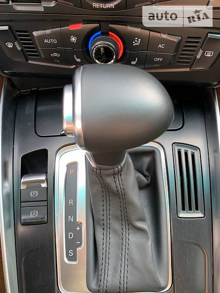 Позашляховик / Кросовер Audi Q5 2011 в Дніпрі