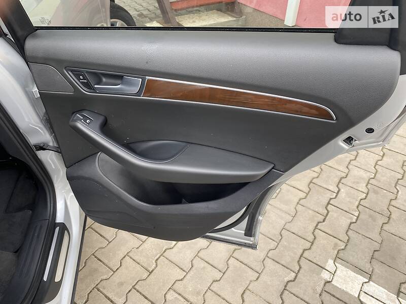 Позашляховик / Кросовер Audi Q5 2011 в Луцьку фото 11 Позашляховик / Кросовер Audi Q5 2011 в Луцьку
