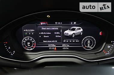 Позашляховик / Кросовер Audi Q5 2018 в 