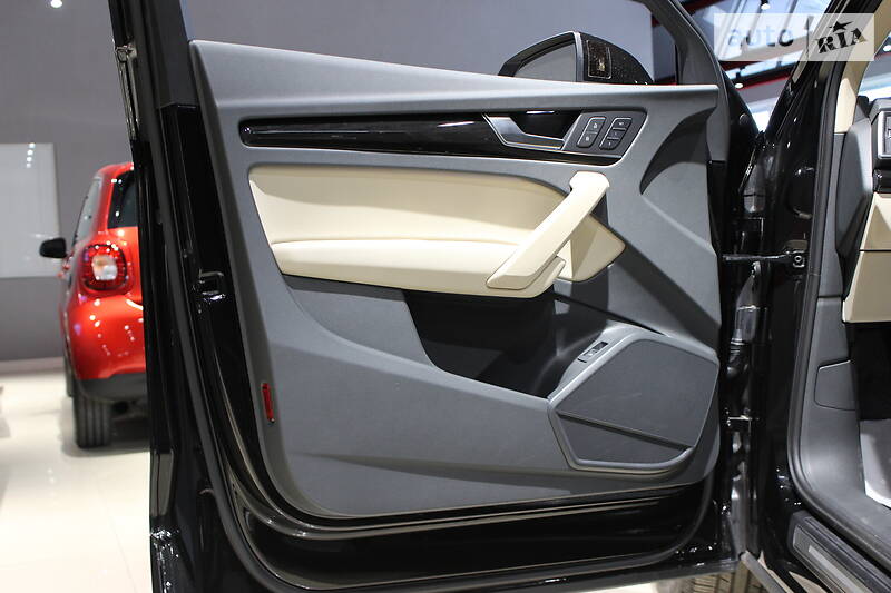 Позашляховик / Кросовер Audi Q5 2018 в Одесі